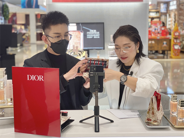 PG电子·仿照器(试玩游戏)官方网站