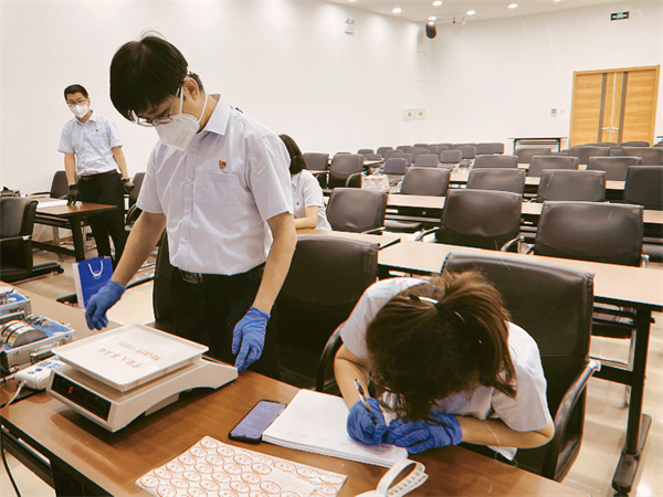 PG电子·仿照器(试玩游戏)官方网站