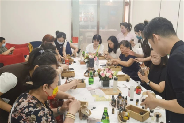PG电子·仿照器(试玩游戏)官方网站