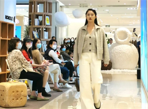 PG电子·仿照器(试玩游戏)官方网站