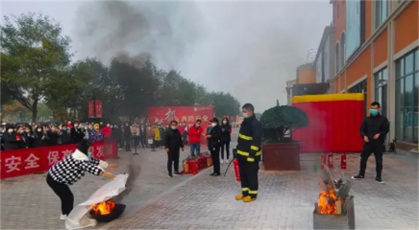PG电子·仿照器(试玩游戏)官方网站